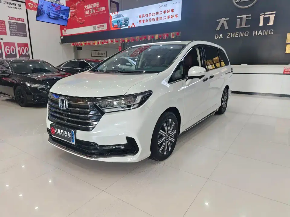 Honda Odyssey 2.0L e:HEV Sharp·Comfort Edition 2024