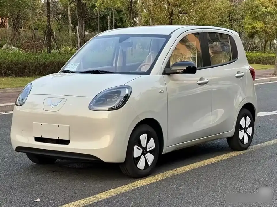 Wuling Motors Hongguang MINIEV 4-Door Advanced 2025
