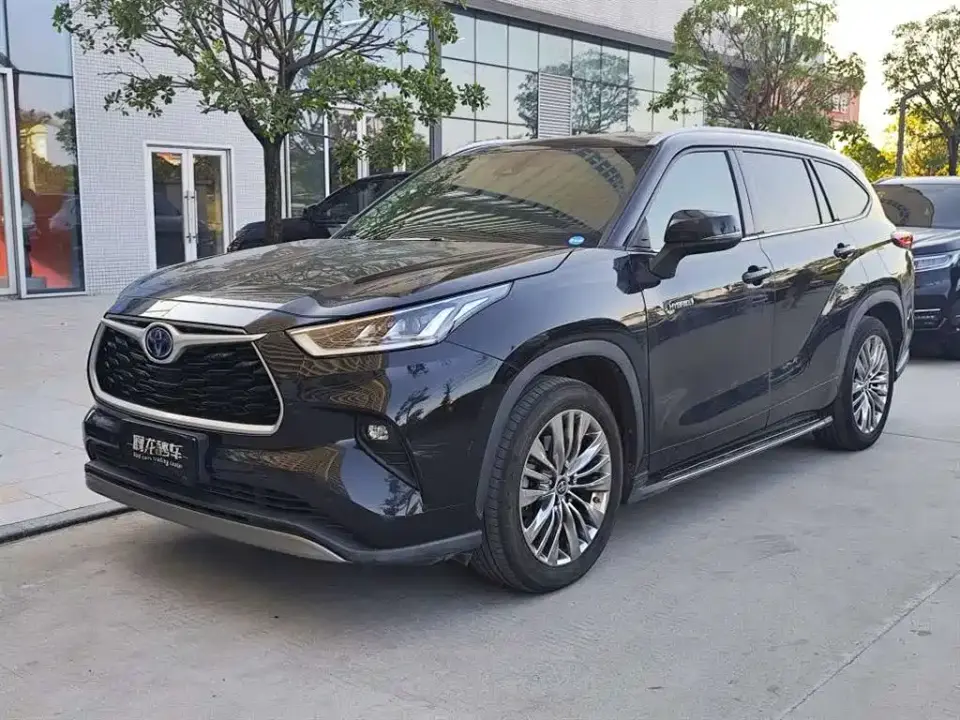 Toyota Highlander 2.5L Smart Hybrid Dual Engine FWD Premium 7-Seater 2023