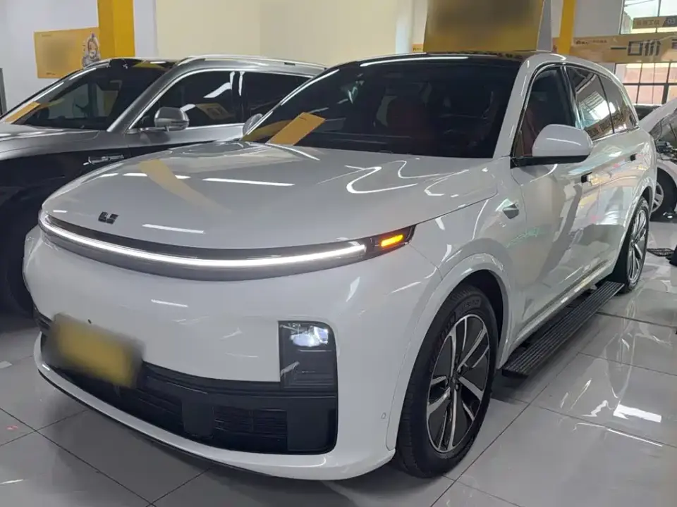 Li Auto L7 Pro 2025