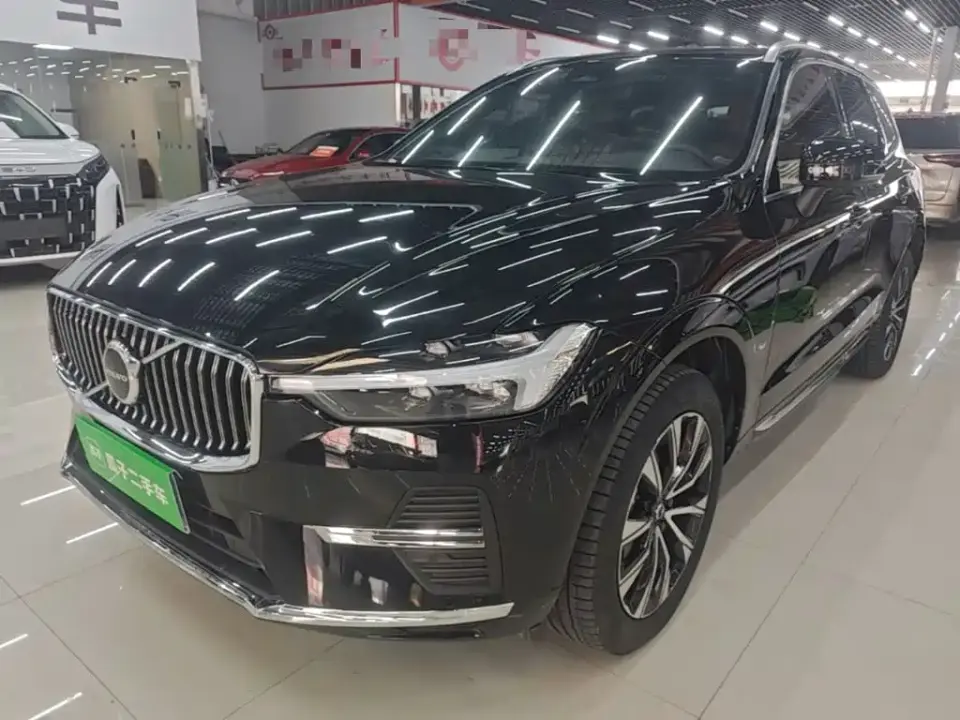 Volvo XC60 B5 AWD Zhiyuan Luxury Edition 2024