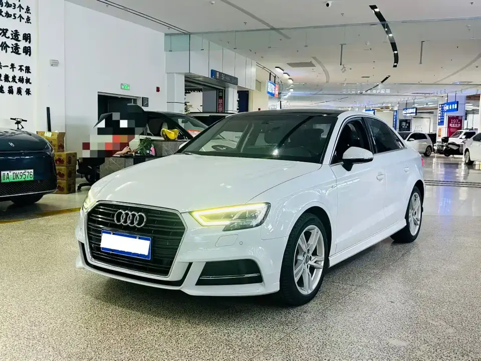 Audi A3 Limousine 35 TFSI Sport China V 2019