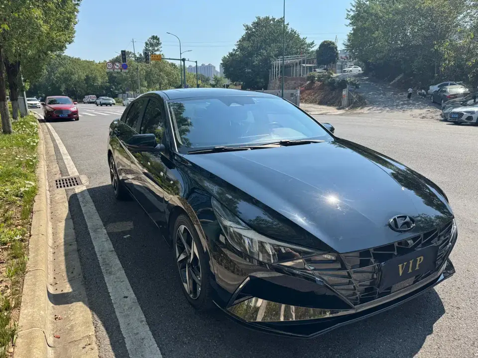 Hyundai Elantra 240TGDi DCT TOP Flagship Edition 2021