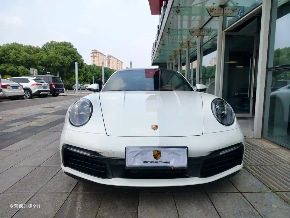 Porsche 911 Carrera 3.0T 2023