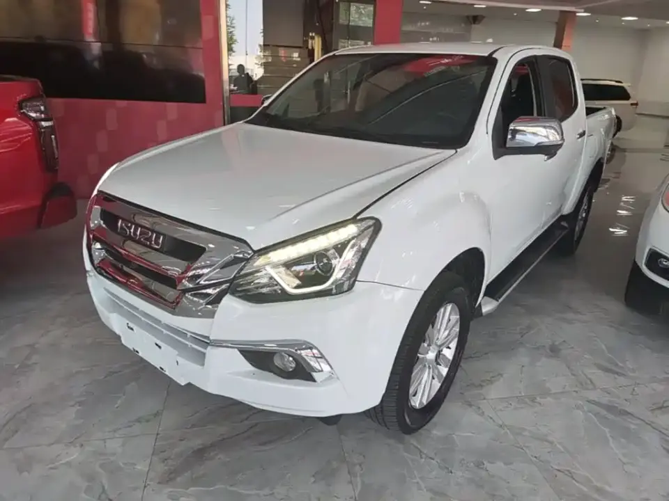 Isuzu Lingtuo 2.0T 4WD Automatic Gasoline Leading Premium Edition JX4G20A6L 2023
