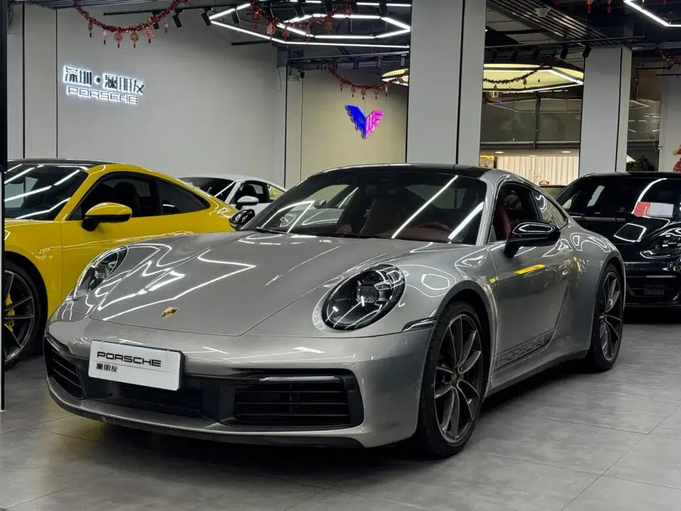 Porsche 911 Carrera 3.0T 2021