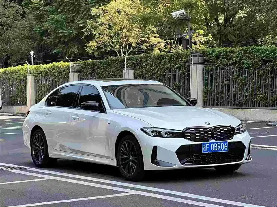 BMW 3 Series 325Li M Sport Shadowline Package 2024