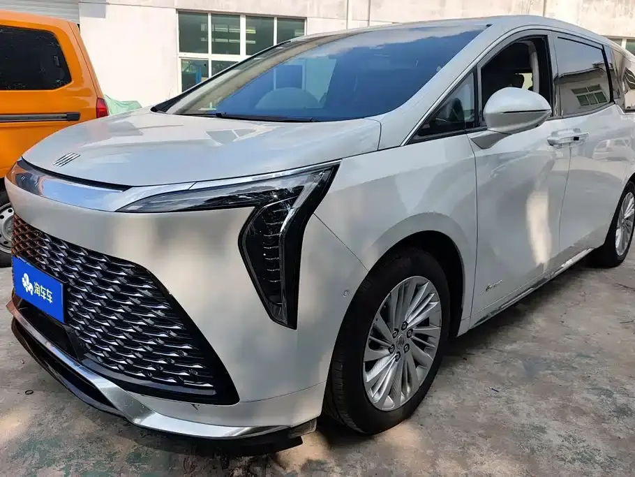 Buick Century 2.0T 7-Seater World Edition 2025
