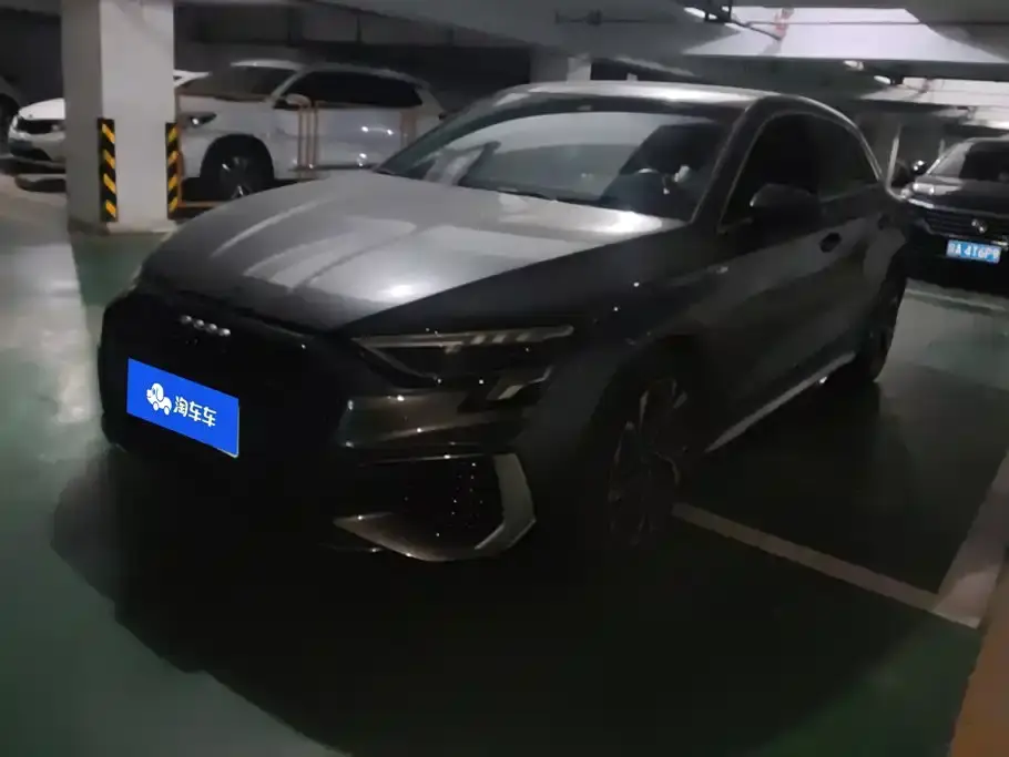 Audi A3 Sportback 35 TFSI Luxury Sport 2021