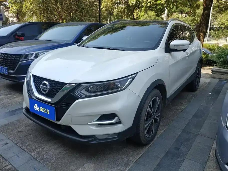 Nissan Qashqai 2.0L CVT XV Prem Luxury Edition 2022