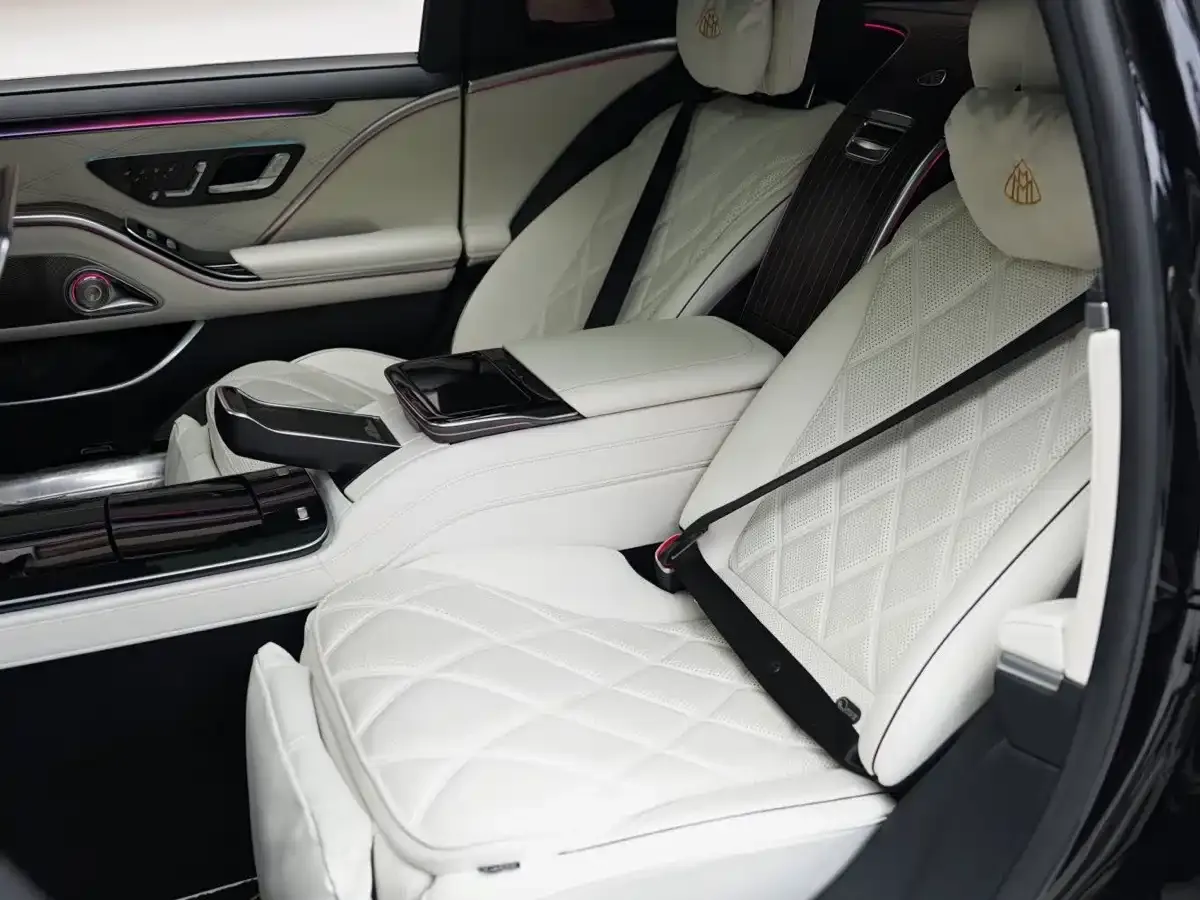 Mercedes-Benz Maybach S-Class S 680 4MATIC 2023 — фото 13