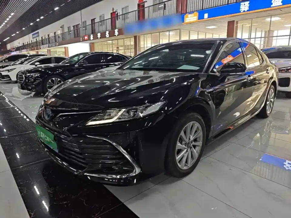 Toyota Camry Hybrid 2.5HGVP Leading Edition 2021