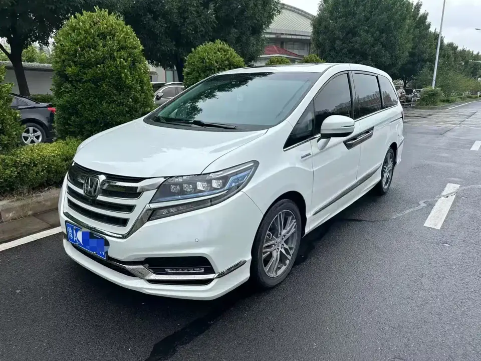 Honda Elysion 2.0L Hybrid Supreme Edition 2020