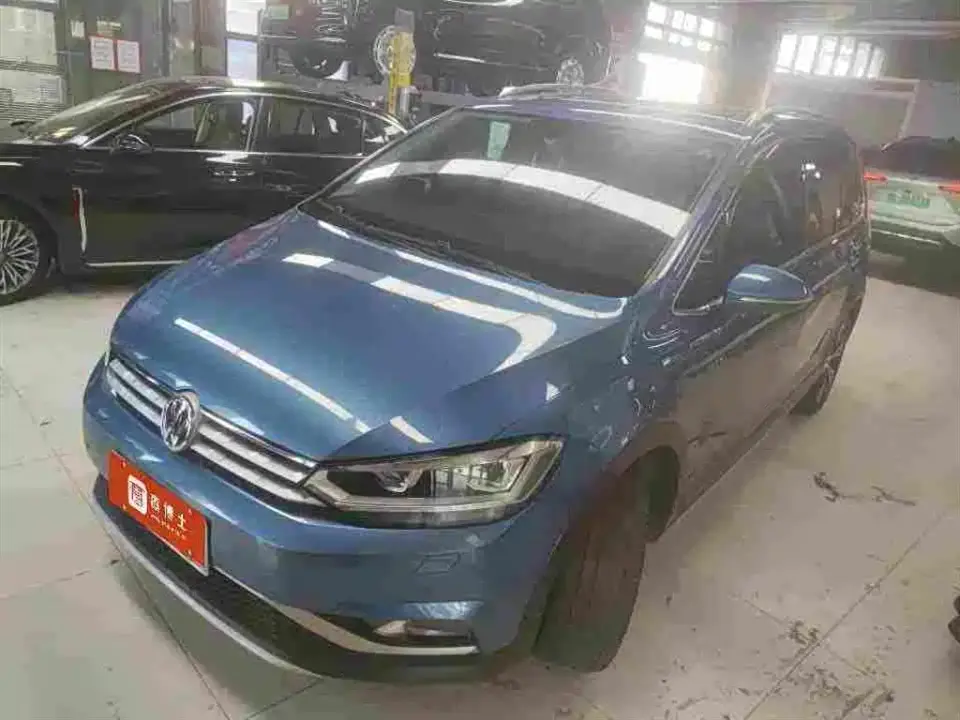 Volkswagen Touran Touran L 280TSI DSG Cross Edition 7-seater 2020