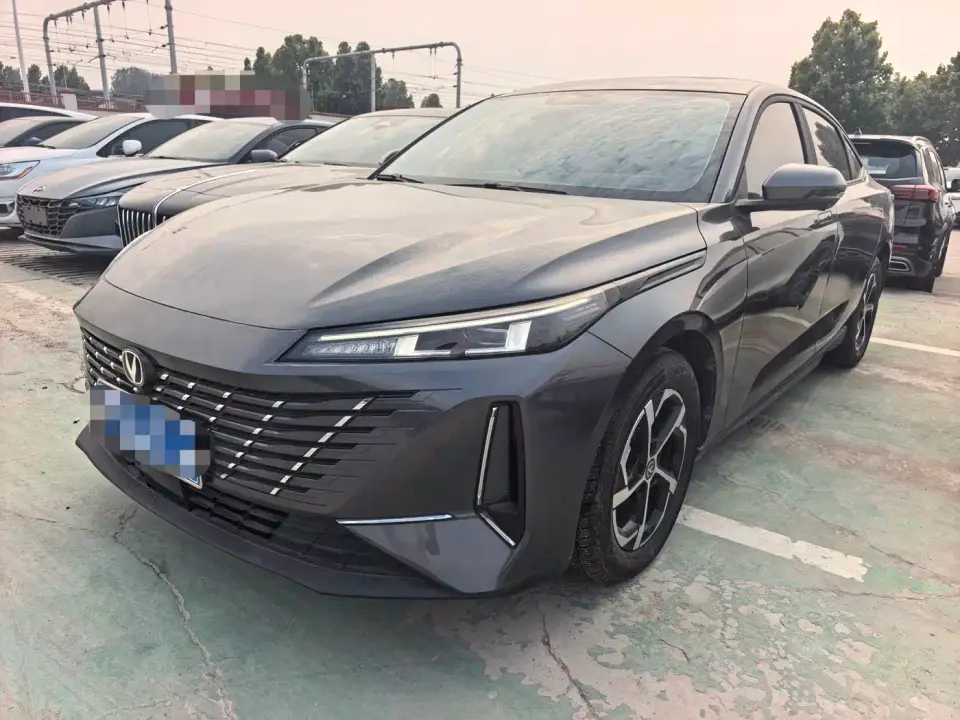 Changan Eado Model 1.5T GDI Auto Premium Type 2025