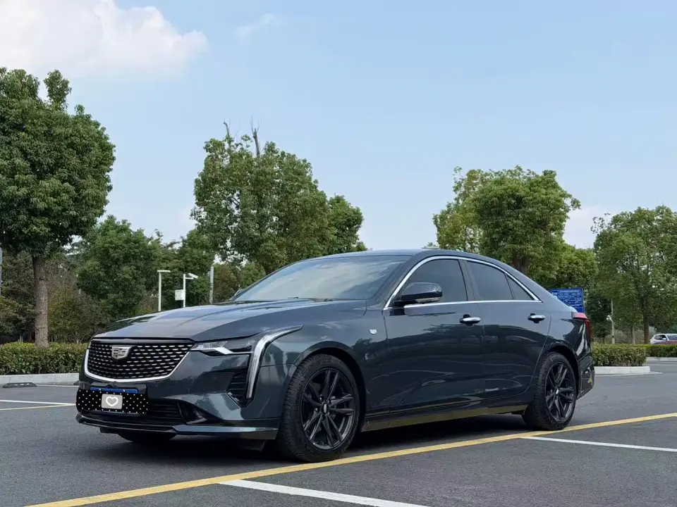 Cadillac CT4 28T Luxury Model 2022