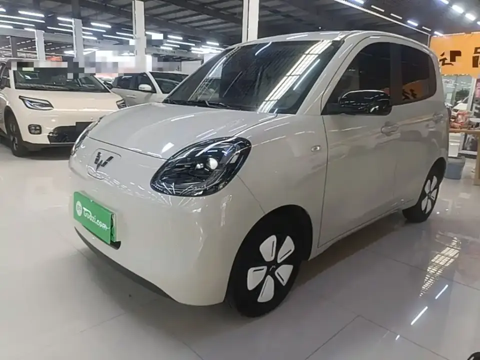 Wuling Motors Hongguang MINIEV 4-Door Advanced 2025
