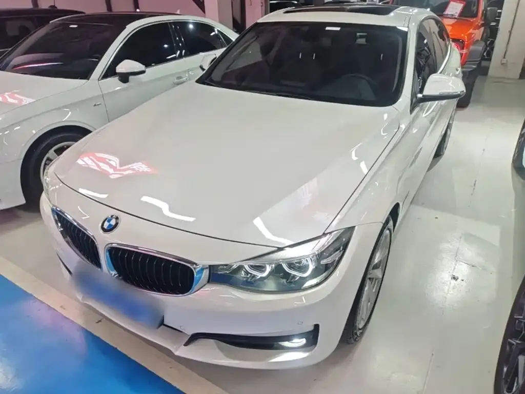 BMW 3 Series GT 320i Fashion Model 2019 — фото 2