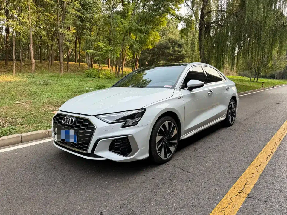 Audi A3 Model Sportback 35 TFSI Fashion Sport 2023