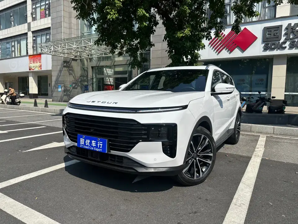 Jetour X70 PLUS 1.5T Flagship Edition 7-Seater 2024