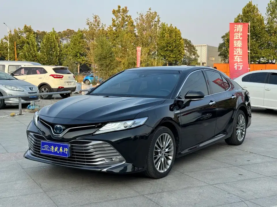 Toyota Camry Hybrid 2.5HG Luxury Edition China V 2020
