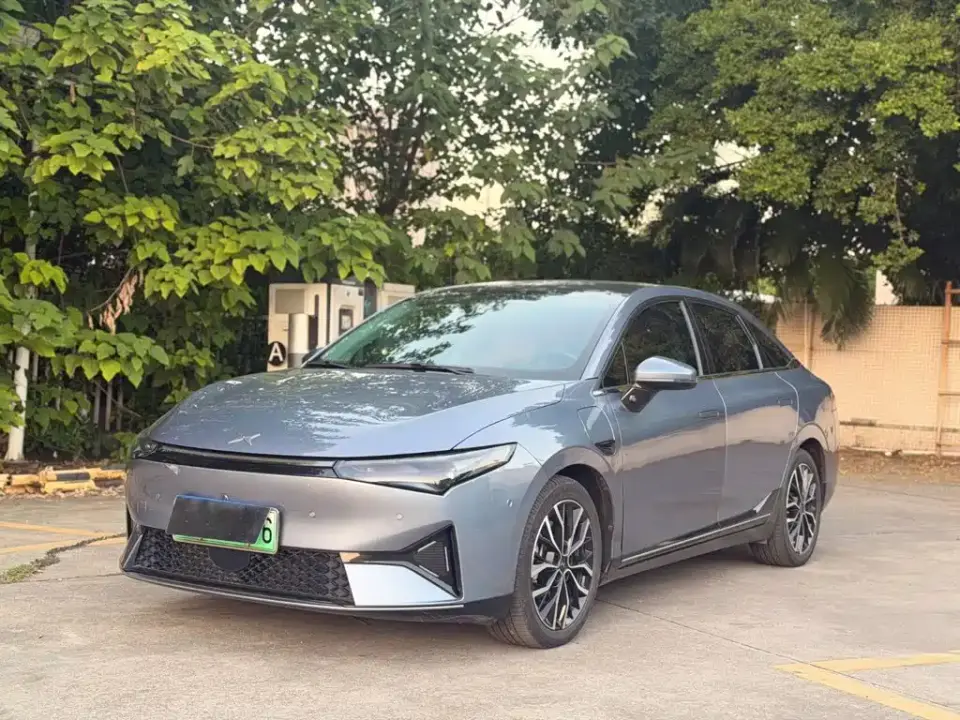 XPeng P5 Model 460E 2022