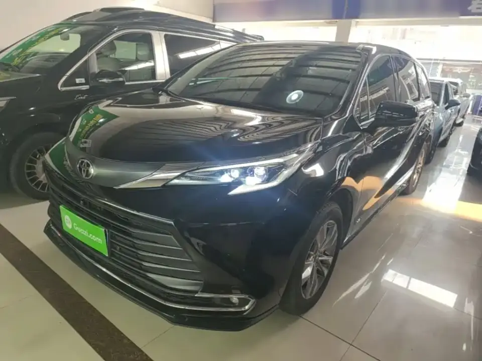 Toyota Sienna 2.5L Hybrid Comfort Edition 2024