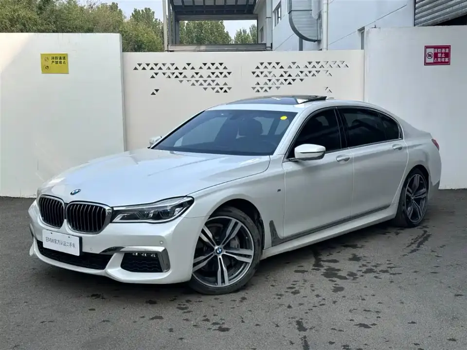 BMW 7 Series 740Li Leading Type M Sport Package 2019