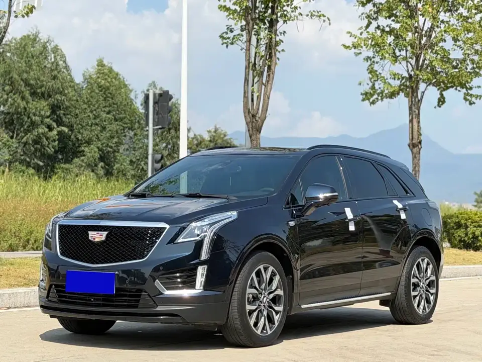 Cadillac XT5 2.0T AWD Luxury (Hummingbird Edition) 2024