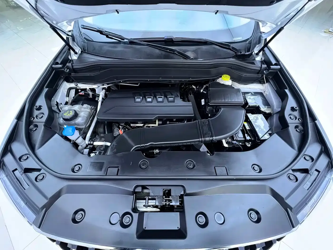 Haval H6 National Trend Edition 1.5T Automatic Urban 2024 — фото 21
