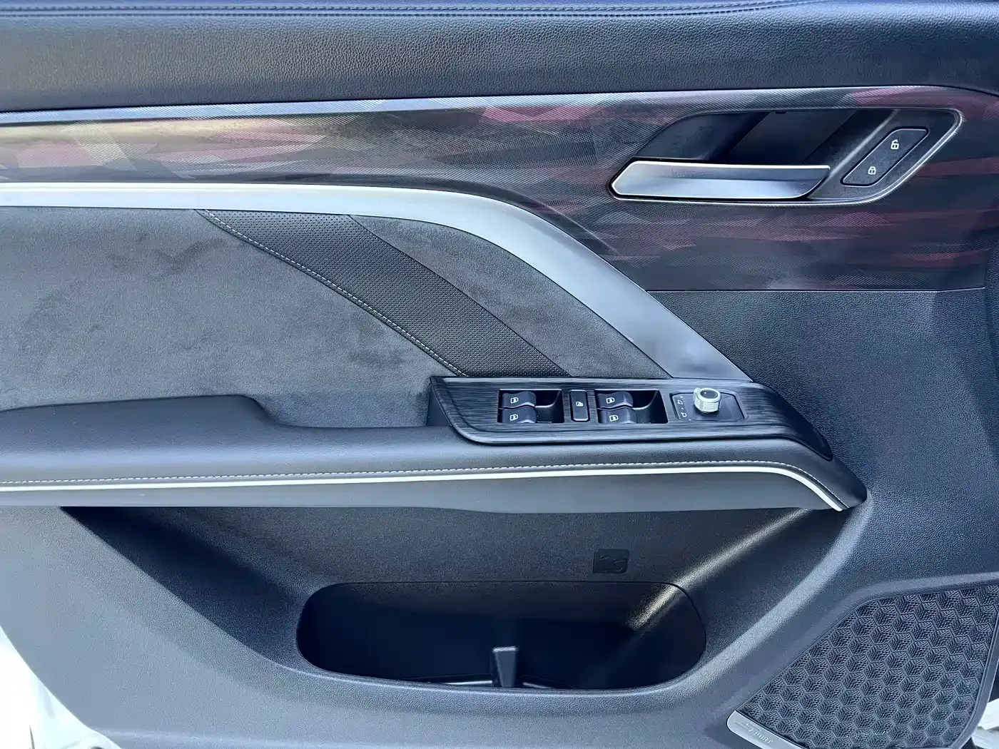Haval H6 National Trend Edition 1.5T Automatic Urban 2024 — фото 8