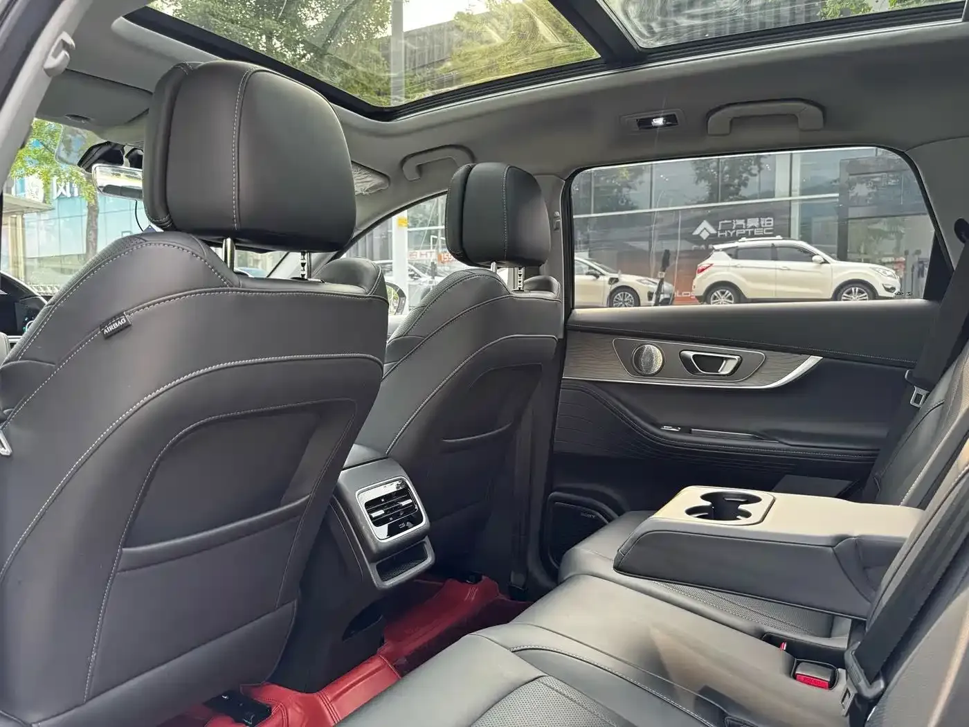 Chery Tiggo 8 PRO 290T 2WD Sky Dome Version 7-Seater 2023 — фото 7
