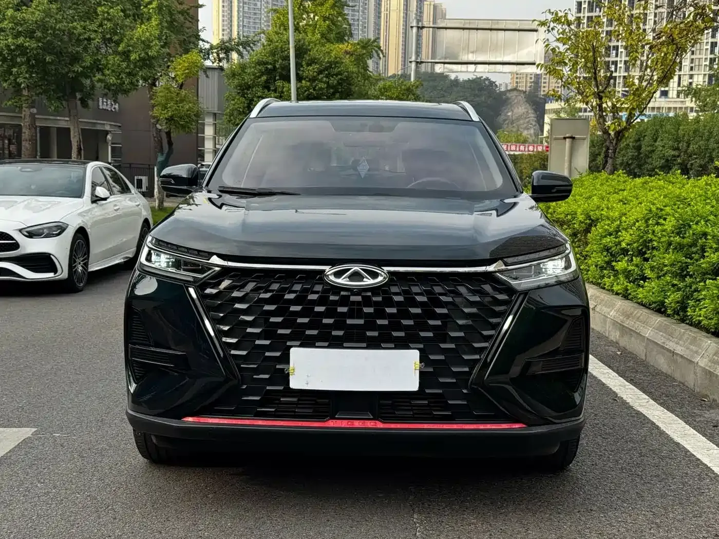 Chery Tiggo 8 PRO 290T 2WD Sky Dome Version 7-Seater 2023 — фото 2