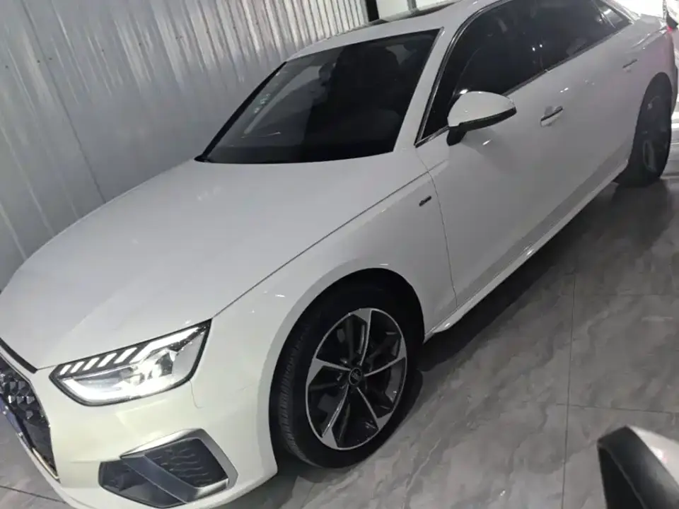 Audi A4L 40 TFSI Fashion Dynamic 2023
