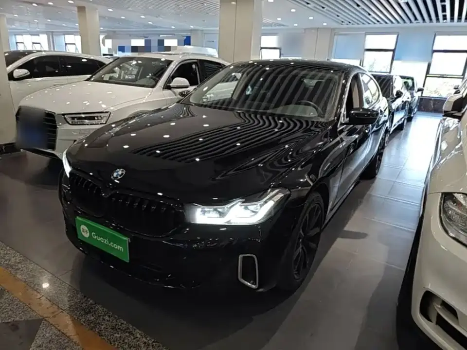 BMW 6 Series GT Model 630i Luxury Design Package 2023