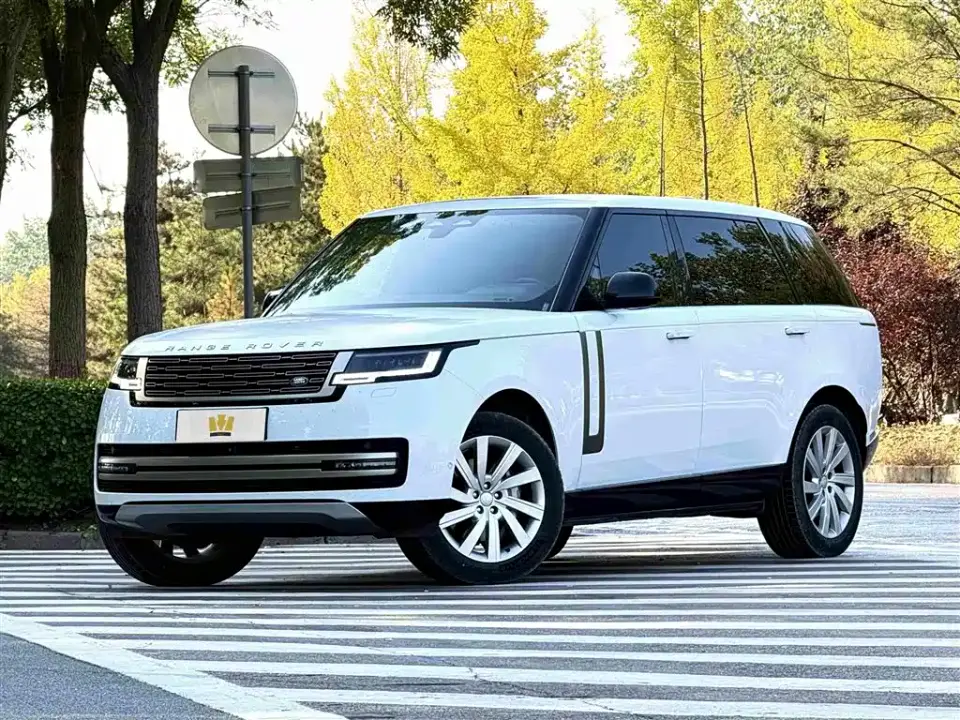 Land Rover Range Rover 3.0 L6 400PS Golden Age 7-Seater Long Wheelbase 2023