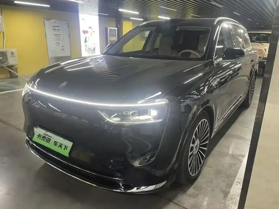 AITO Wenjie AITO M8 Extended Range Ultra 53.4kWh 6-Seater 2025