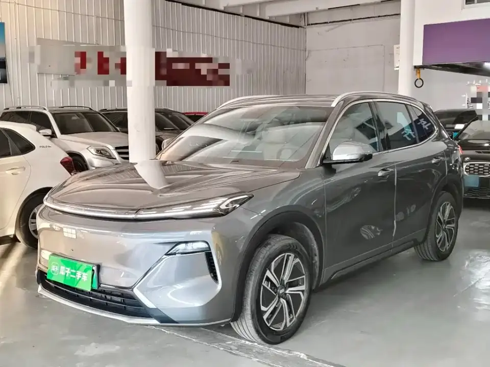 Geely Galaxy Galaxy Starship 7 EM-i Model 120km Voyage+ Edition 2025