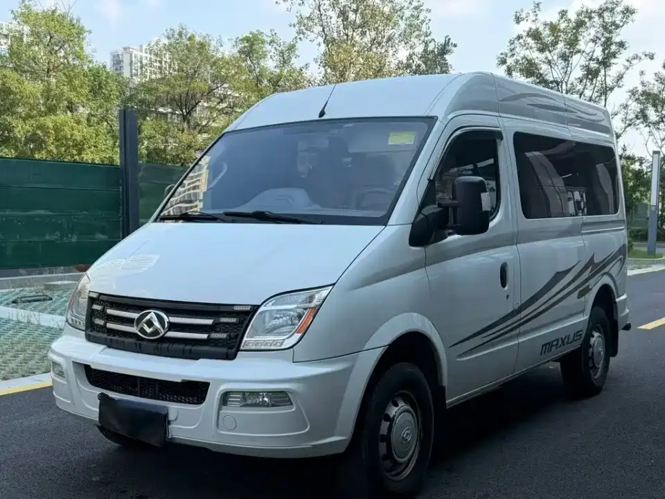 SAIC Maxus Xintu V80 2.0T Manual Classic Aoyun Short Wheelbase Medium Roof 5/6 Seats 2023