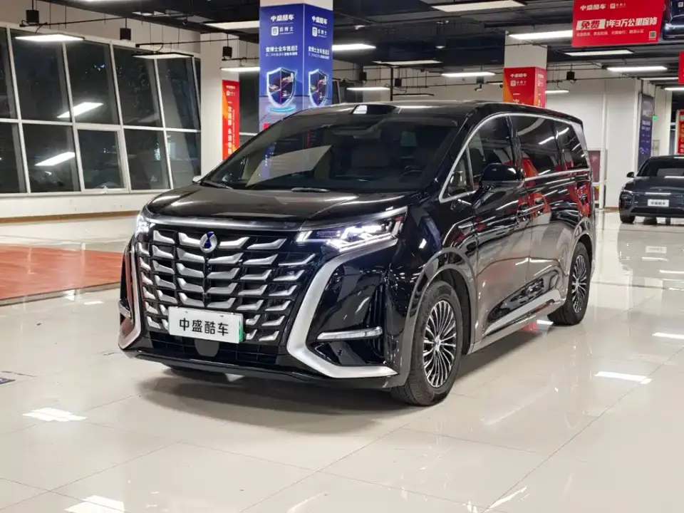 Denza D9 DM-i Smart Driving Edition 1020 AWD Flagship 2025