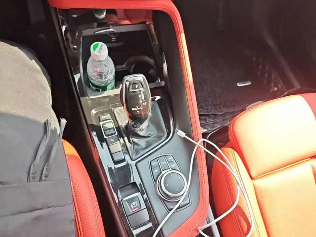 BMW X2 sDrive25i M Sport Package 2022 — фото 14