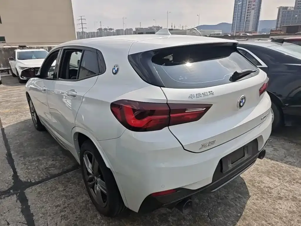 BMW X2 sDrive25i M Sport Package 2022 — фото 5