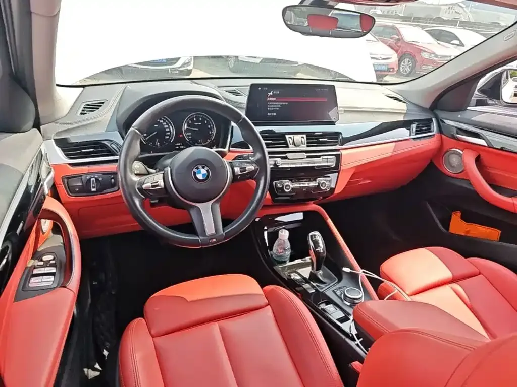 BMW X2 sDrive25i M Sport Package 2022 — фото 10