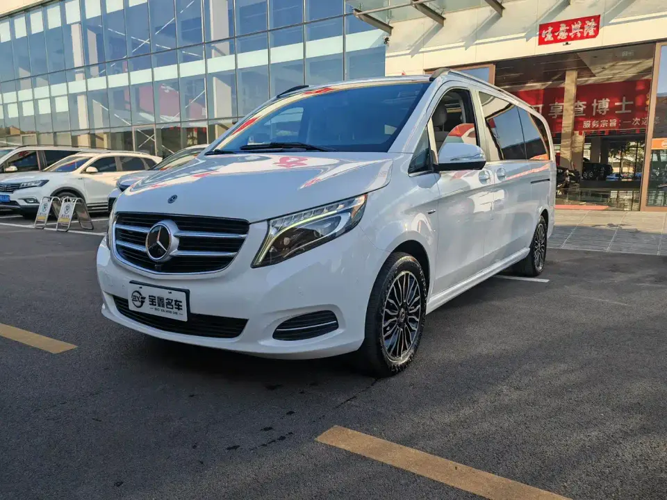 Mercedes-Benz V-Class V 260 L Premium Long Wheelbase Edition China VI 2020