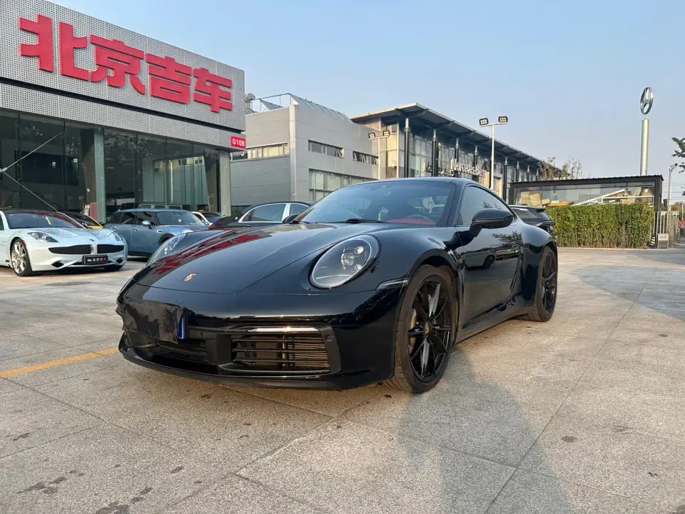 Porsche 911 Carrera 3.0T 2021