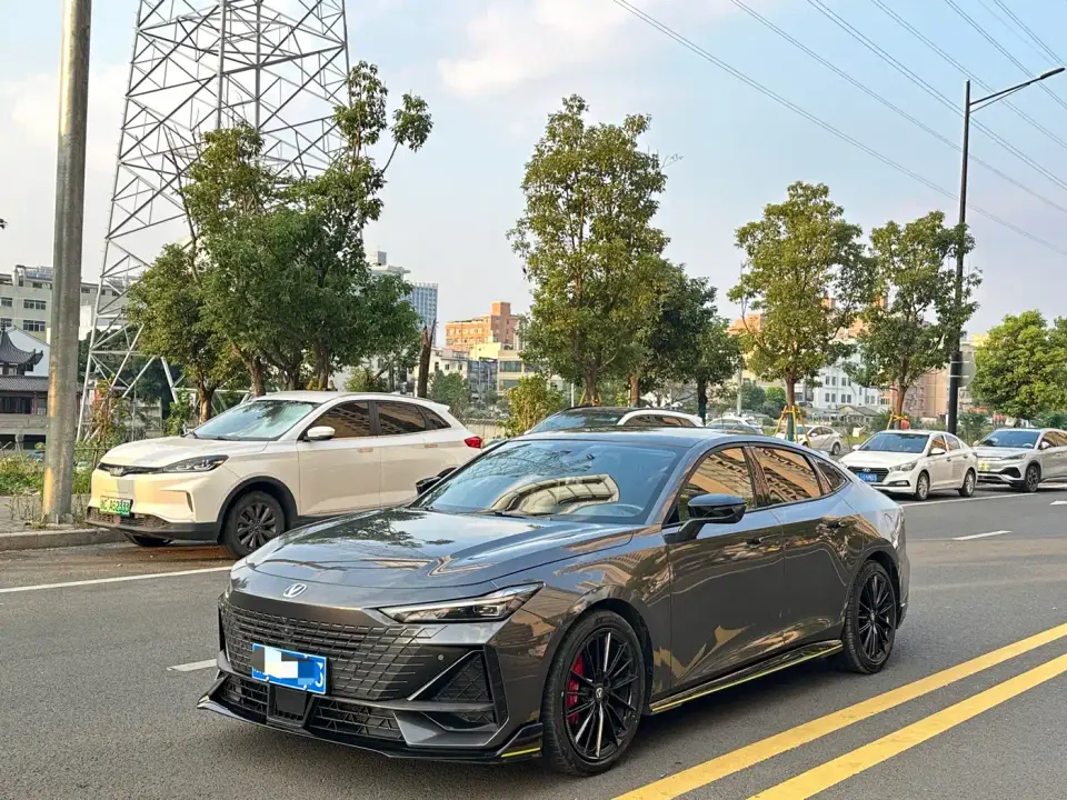 Changan UNI-V 1.5T Sport Edition 2023