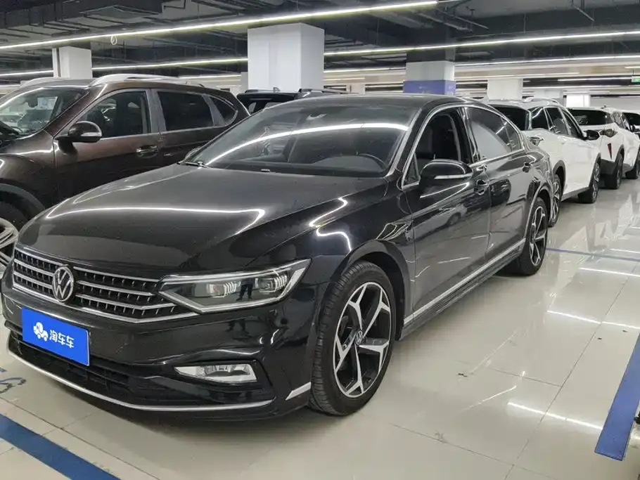 Volkswagen Magotan 2 Million Units Anniversary Edition 330TSI DSG Leading Type 2024