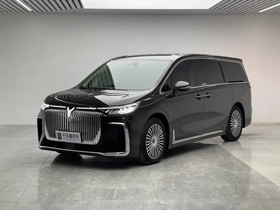 Voyah Auto Voyah Dreamer PHEV 4WD Kunpeng Premium Edition 2024