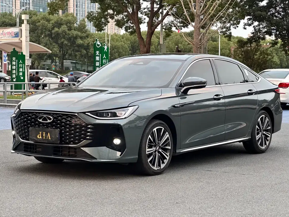 Chery Arrizo 8 PRO Pro 1.6T Luxury Model+ 2025