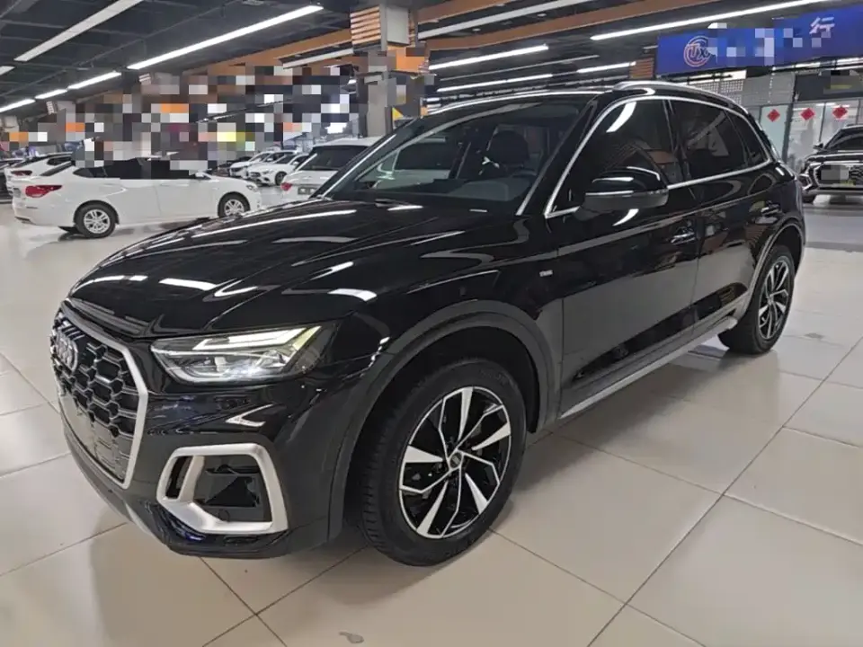 Audi Q5L 40 TFSI Luxury Dynamic 2021